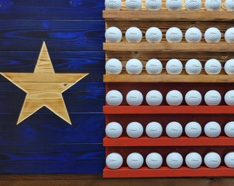 Hermoso expositor de madera con forma de bandera para pelotas de golf de Texas, con capacidad para 72 pelotas.