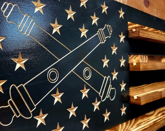 Expositor de monedas de madera con diseño de la bandera estadounidense y cañones cruzados de la Artillería de Campaña Estadounidense. Capacidad para 90-100 monedas. Alta calidad. Fabricado en Texas.