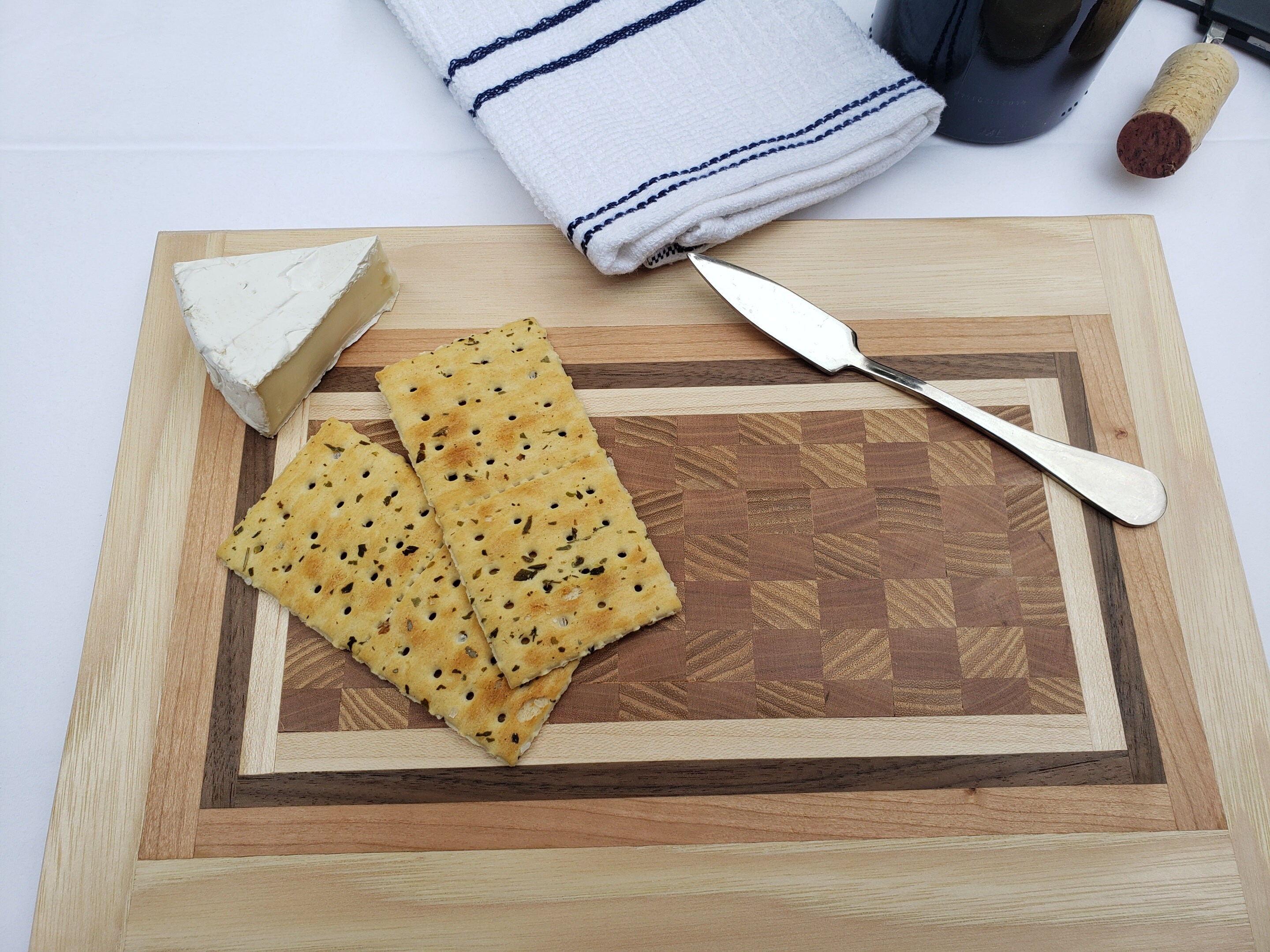 Una de una clase de tabla de queso de madera maciza / tabla de Etsy