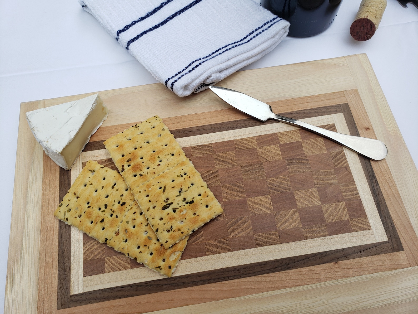 Una de una clase de tabla de queso de madera maciza / tabla de Etsy