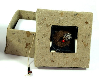 Note box "Seeds" made of handmade paper made from plant fibers, Y-22