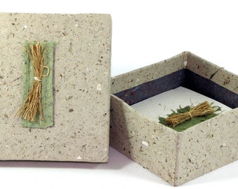 Note box "Branches" made of handmade paper made from plant fibers Y-24