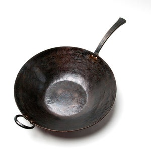 Hand Forged 12 Flat Bottom Carbon Steel Wok 