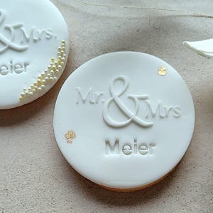 Mr.&Mrs. Kekse mit echtem Gold oder Perlen personalisiert 3 Stück
