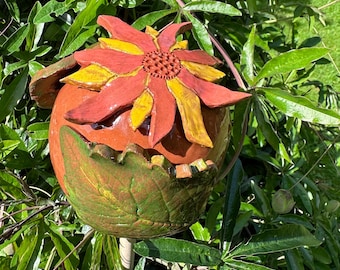 Ceramic ball flower and leaves