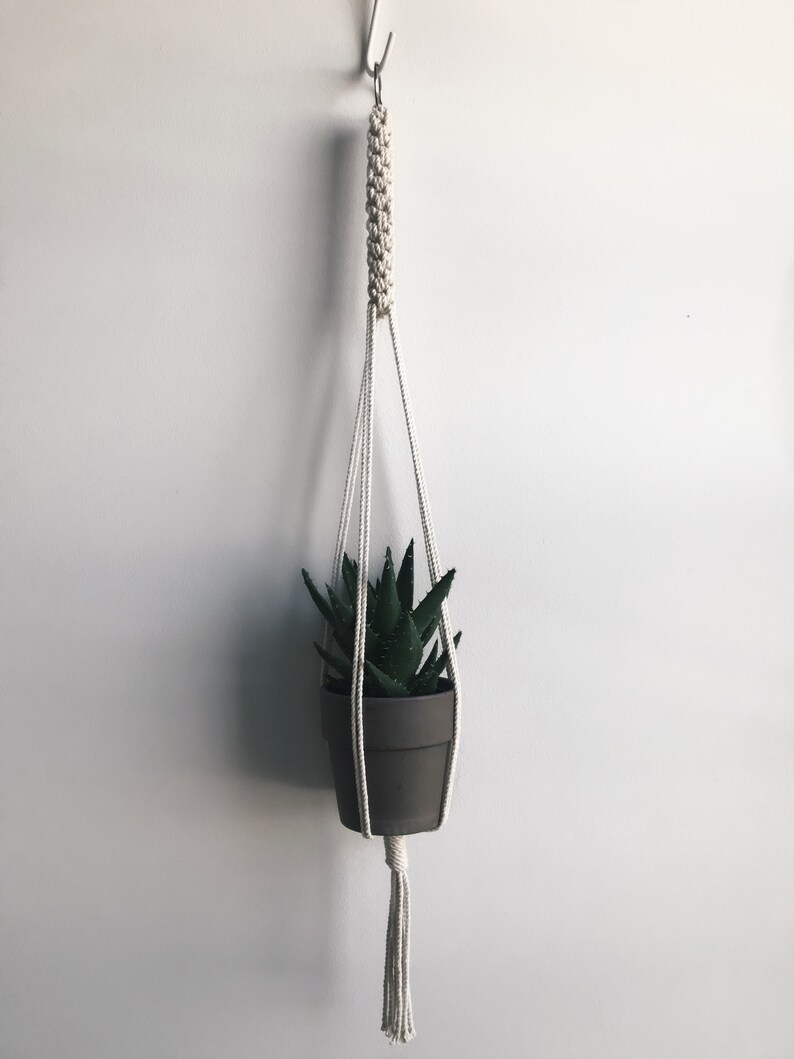 Minimal Macrame Plant Hanger Crown Knot Hanger Boho Home Etsy