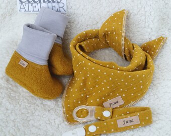 Personalized baby gift set - pacifier strap, scarf & walking shoes in ochre