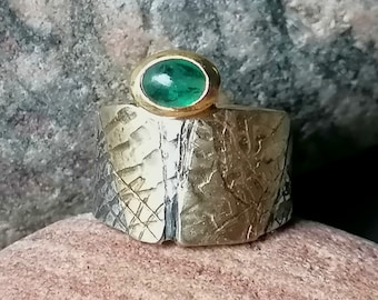 Brede unieke ring smaragd zilver 925 goud 900 met structuren leguaanhuid ring maat 54