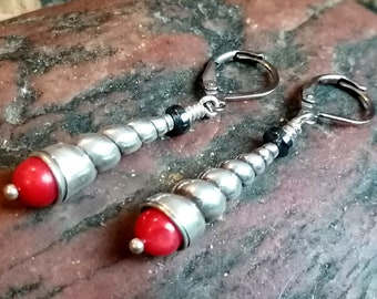 Boucles d'oreilles uniques argent 925 goutte torsadée corail