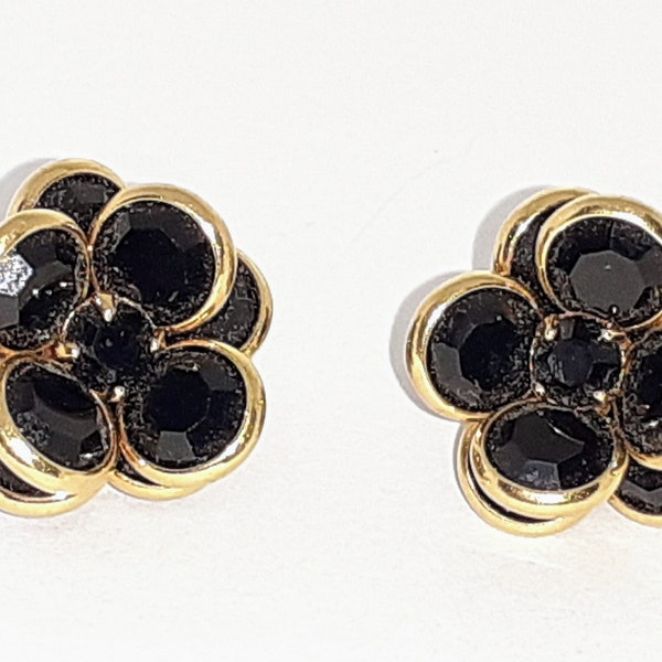 VINTAGE 1980s Does 1960s Earrings. Black Enamel and Crystal Daisy Flower Gold Plated 60s 80s Clip On Earings.  Mod Revival 3D