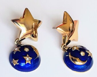 VINTAGE OHRRINGE. 1980er Jahre Mond und Sterne Blau Emaille, Gold-Ton, und Strass Ohrclips. 80er Jahre
