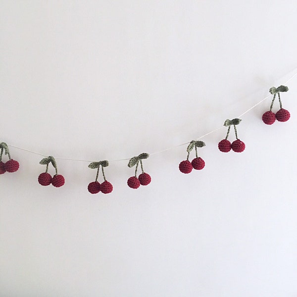 Girlanda crochet cherries, wallhanging, kids room decoration, boho kids room accesory