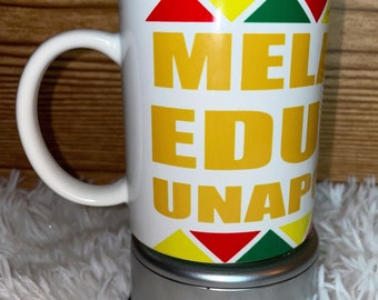 Melanated, Educado, Taza de café sin complejos, taza de cerámica, taza de té