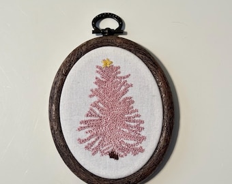 Christmas Tree | Oval Embroidery Hoop