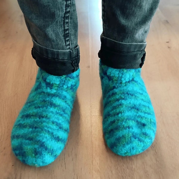 Felted shoes for adults "Multicolor"