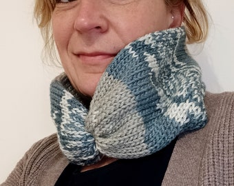 Warm women's loop scarf, double-layered knit, Norwegian style