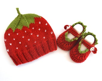 Knitted Set "Strawberry" – Hat & Baby Booties – Merino Blend – Handcrafted