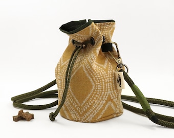 Treat bag for dogs - ochre - coated on the inside