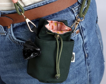 Dog treat bag - Kaia Fir Green - Dog walking bag with bag dispenser