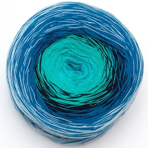 EUR 109.7/1kg RAINBOW COTTON Bobbel wool folded color gradient 203 lace shawls Lace triangular shawl cottonyarn shawl Gradient cake Yarn 4 Thread