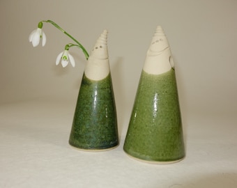 Good mood vase for a favorite flower, green vase lady,
