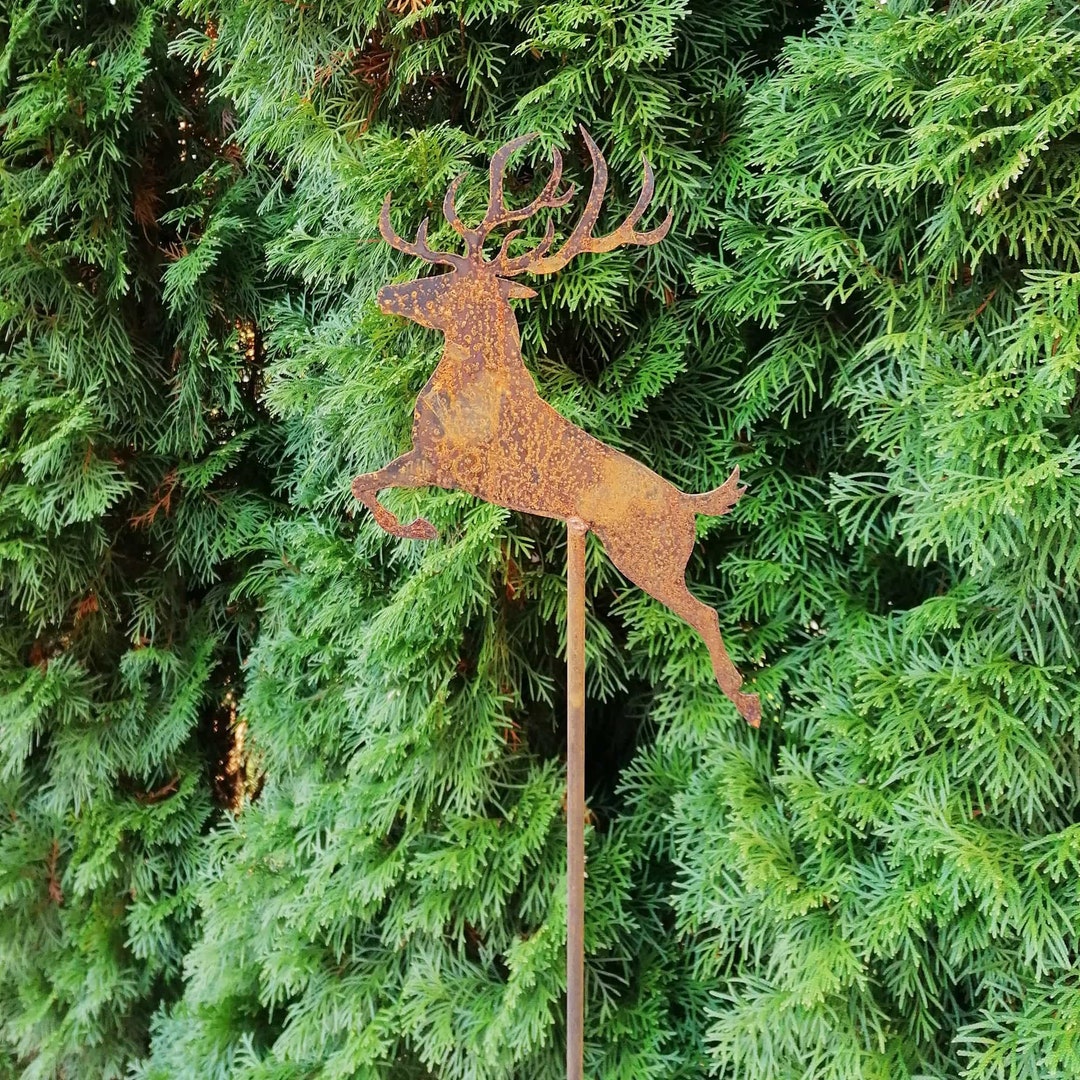 Metal Reindeer Garden Stake, Christmas Garden Art, Rusty Reindeer