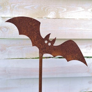 Metal bat garden decor, Halloween bat garden art, rusty bat sign, metal yard decor, Halloween garden decor, Halloween home decor, bat art