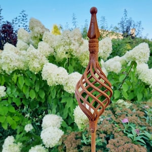 Paletto da giardino in metallo arrugginito, decorazione da giardino in metallo, arte in metallo per esterni, scultura in metallo per ornamento da giardino rustico, puntale da giardino arrugginito