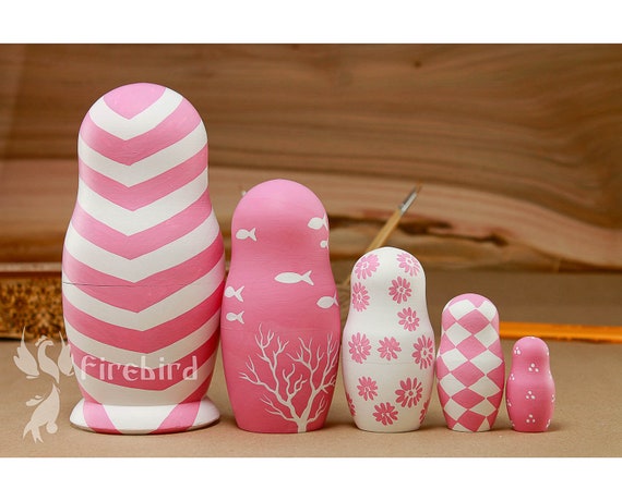 montessori nesting dolls