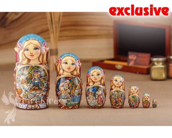 nutcracker nesting dolls