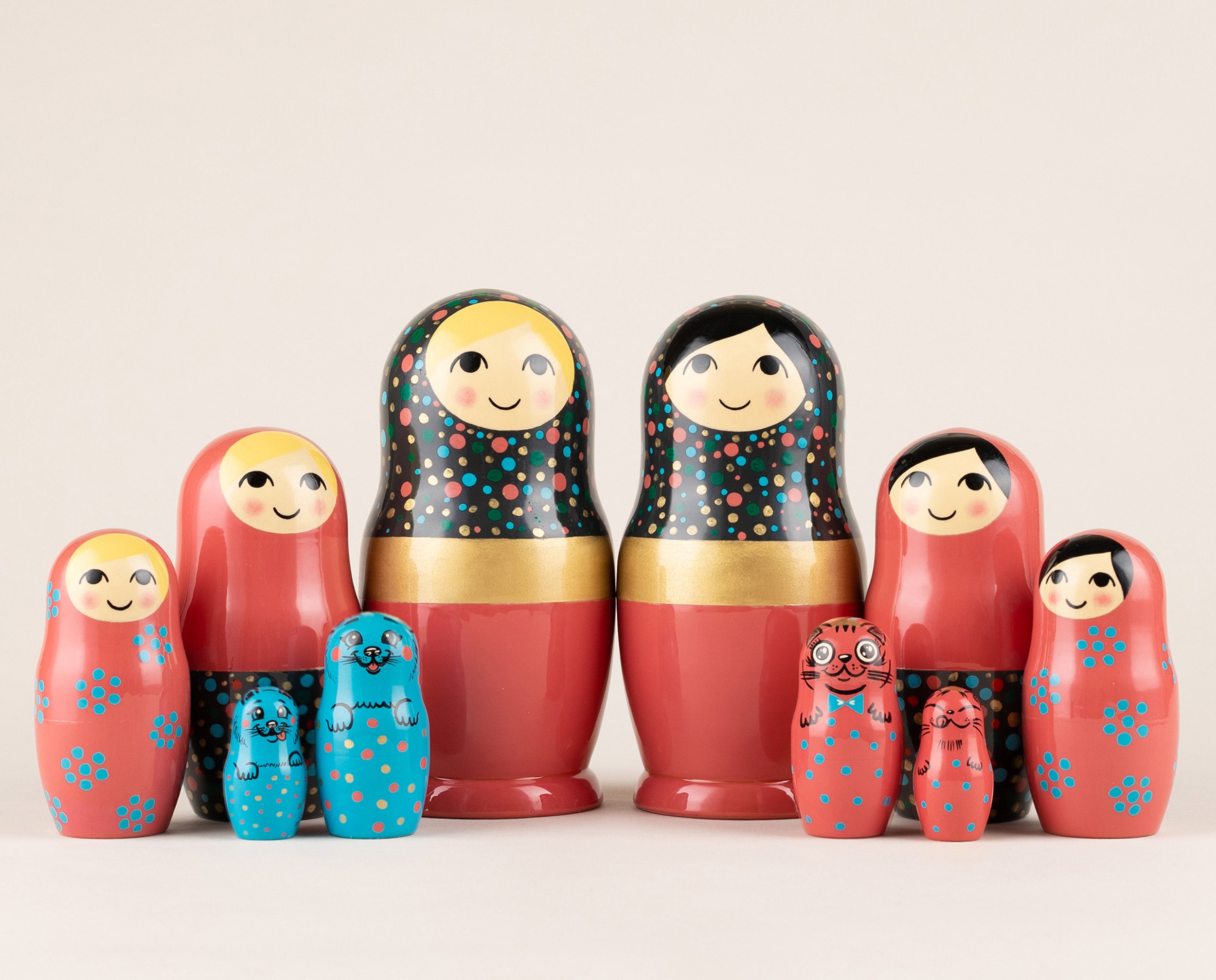 little dolls that stack inside each other