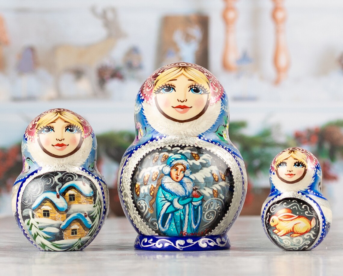 snow white nesting dolls