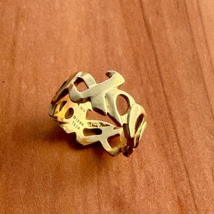 Authentic Tiffany & Co 18K Yellow Gold Vintage 1984 Paloma Picasso XO Kiss Hug Love Graffiti Ring Size 7 Professionally Inspected