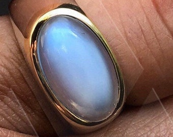 Mondstein Ring Ceylon Goldfassung massiv blau oval