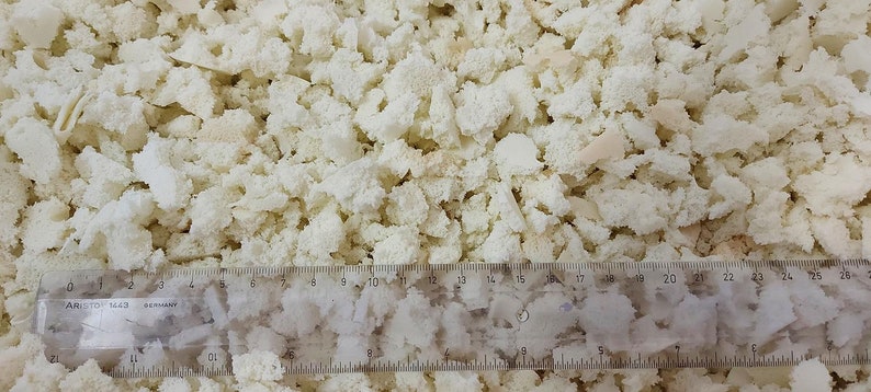 Latex flakes, natural latex flakes from organic farming, loose image 3
