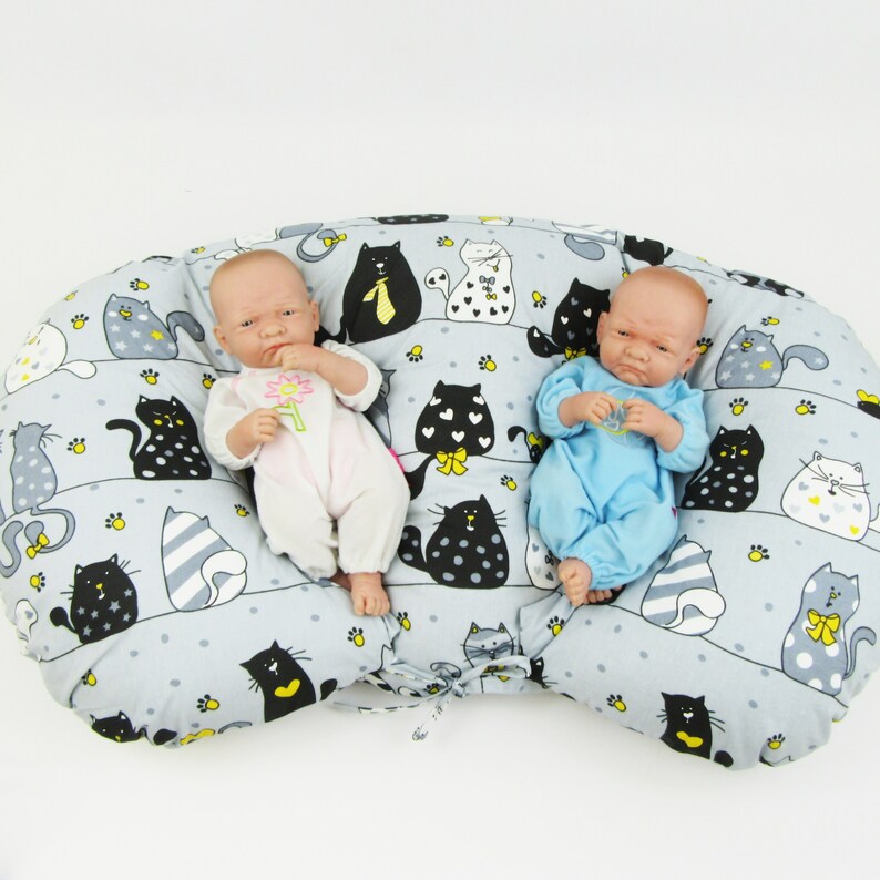 double feeding pillow