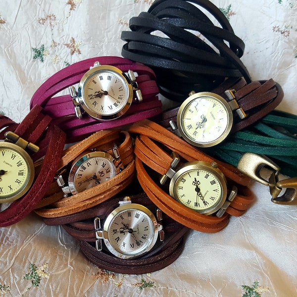 Armbanduhr mit Lederbändern, Steampunkstyle