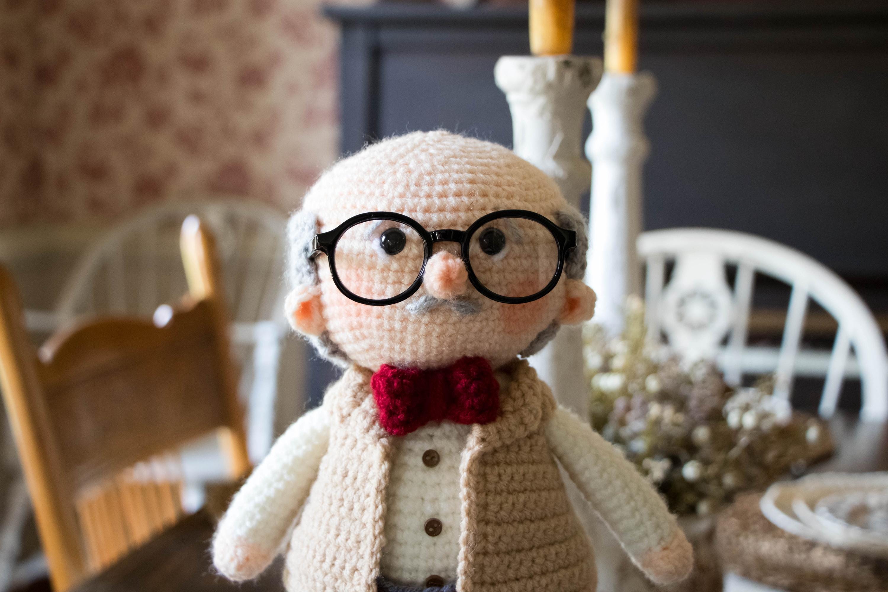 Crochet Amigurumi Grandpa Pattern: Mr. Humphrey PDF (digital