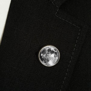 Full moon lapel pin, 0108LP