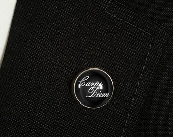 Pin Carpe Diem, 0506LP