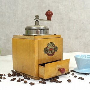 alte Kaffeemühle, Mokkamühle, coffee grinder Burg-Mühle, MHS 40er Jahre Bild 3