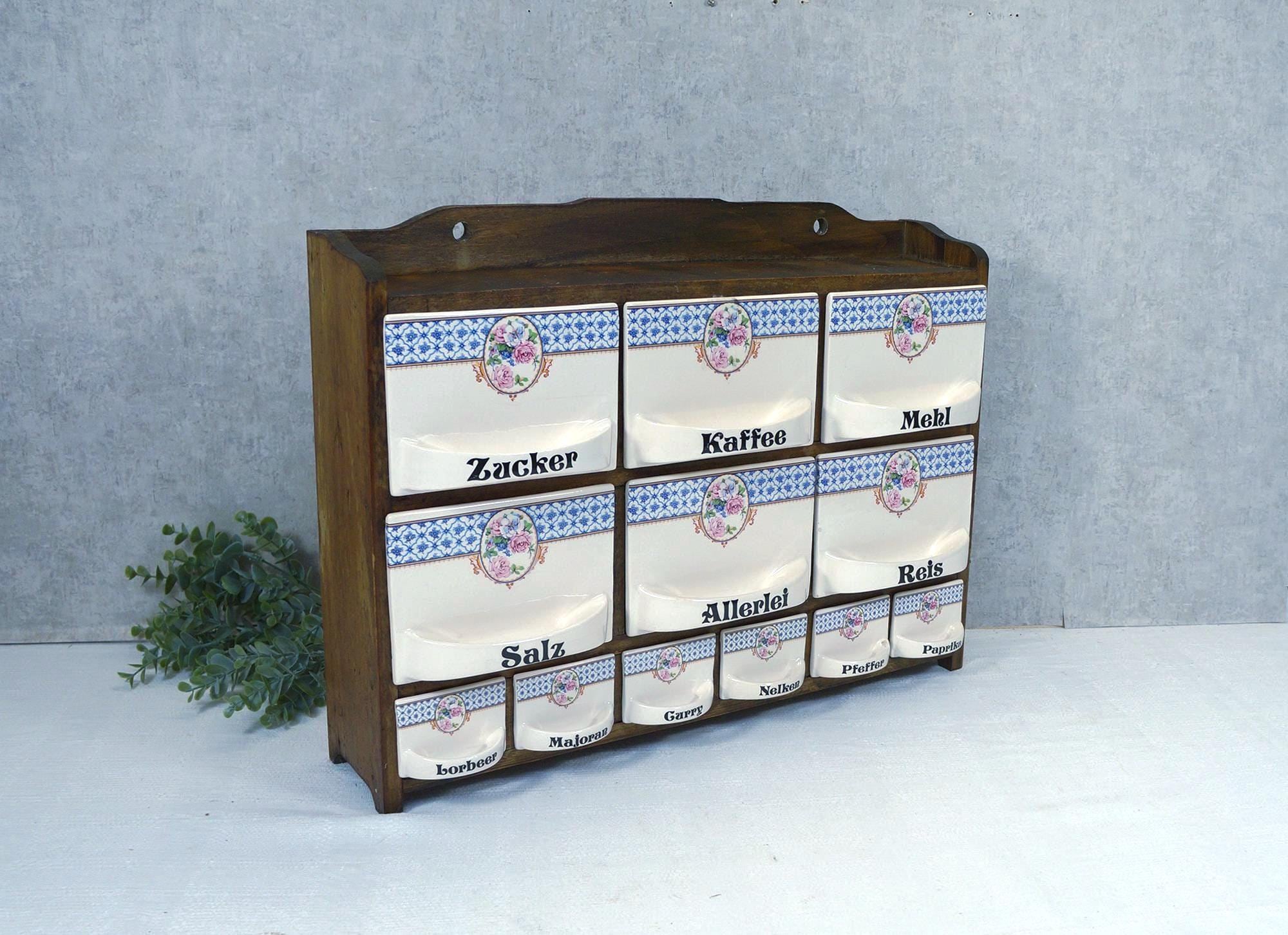 Antikes Schüttenregal, Wandschränkchen, Regal, Gewürzregal, Küchen Regal - mit 12 Keramik Schütten