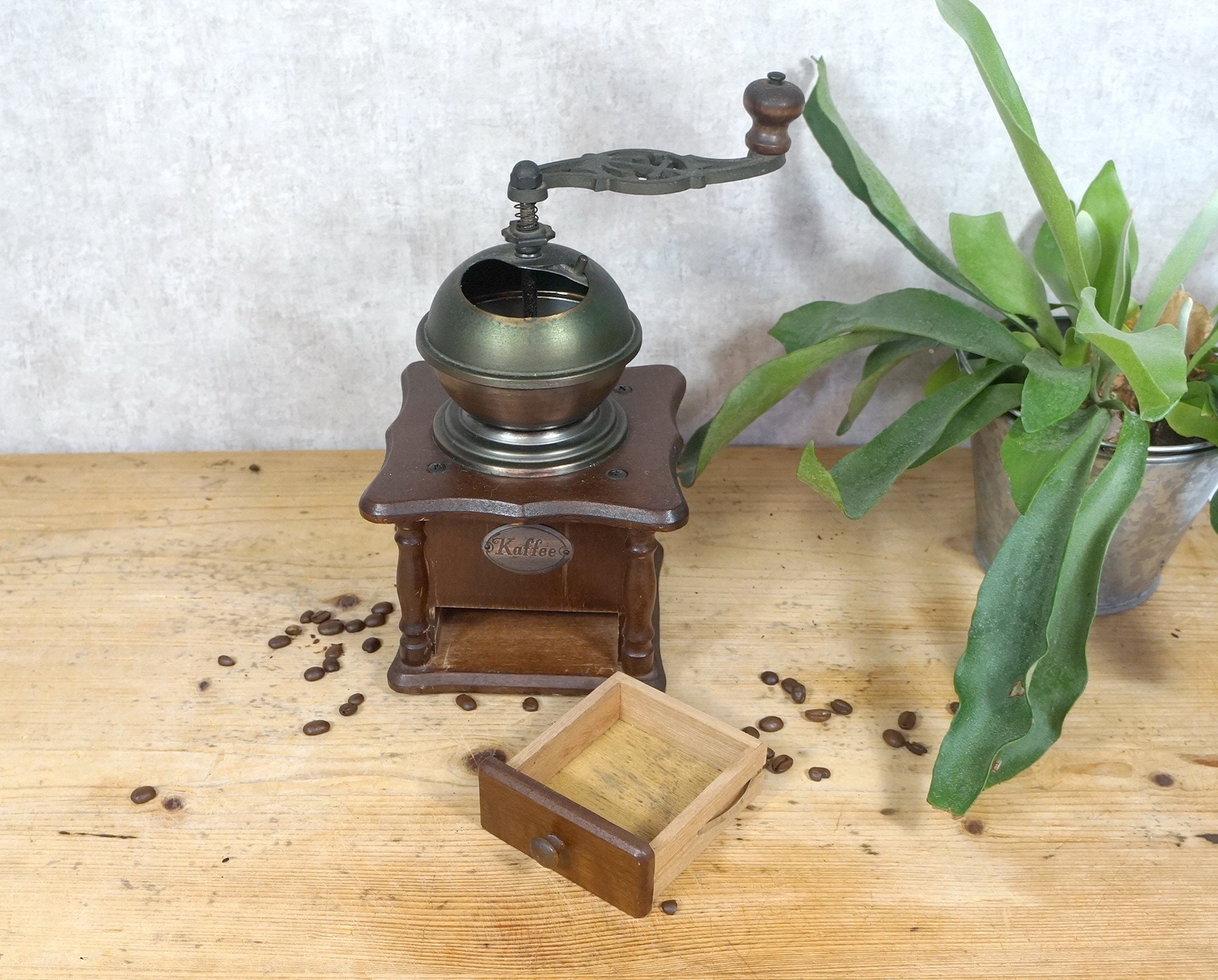 Molinillo de café viejo molino de moca molinillo de café
