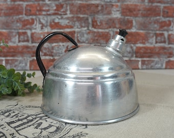 small old kettle, whistling kettle, water kettle, tea kettle - aluminum - 60s