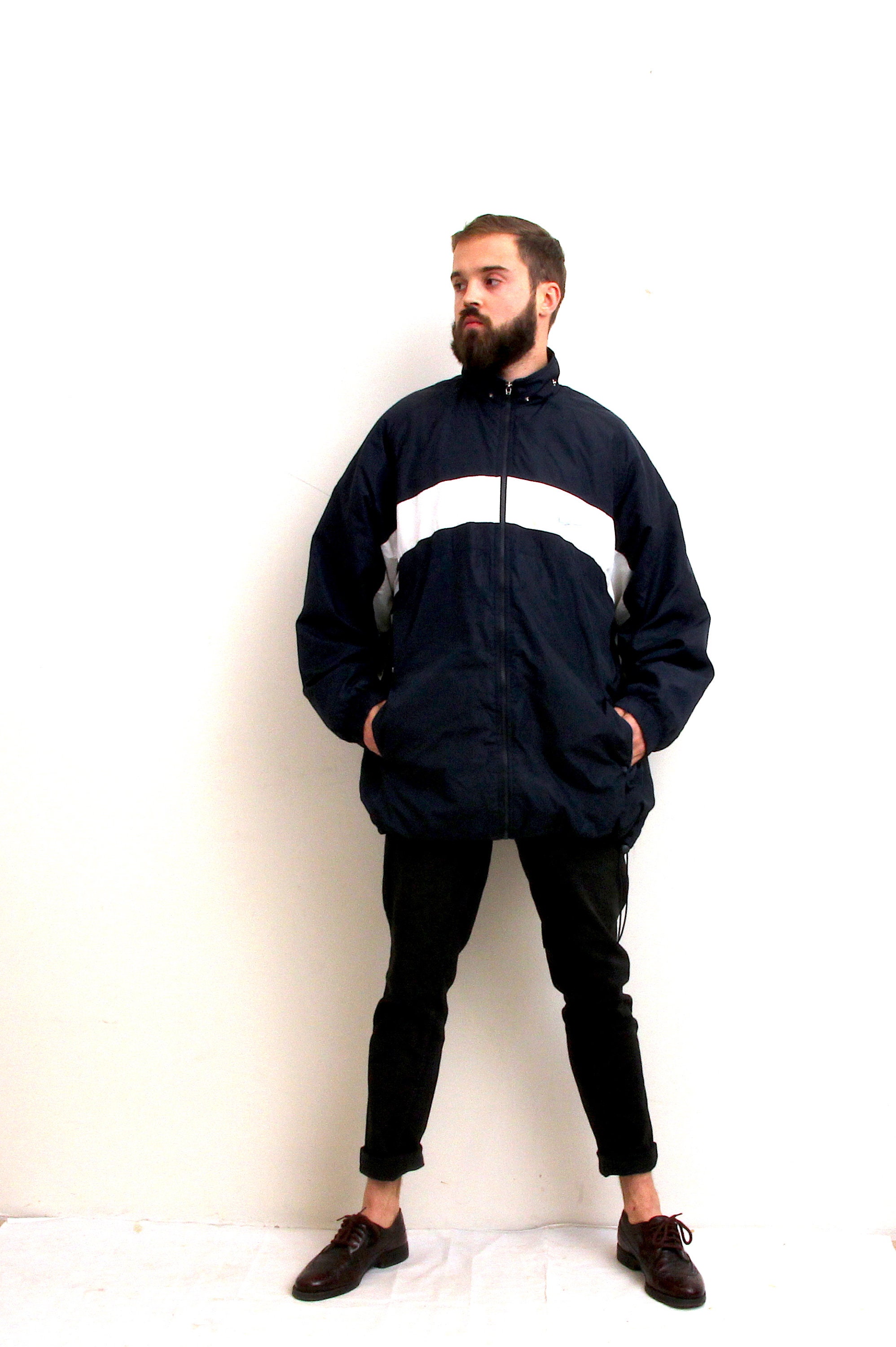 nike oversized windbreaker
