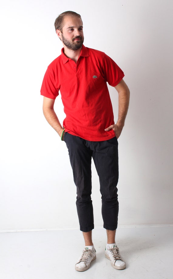 red polo shirt outfit men