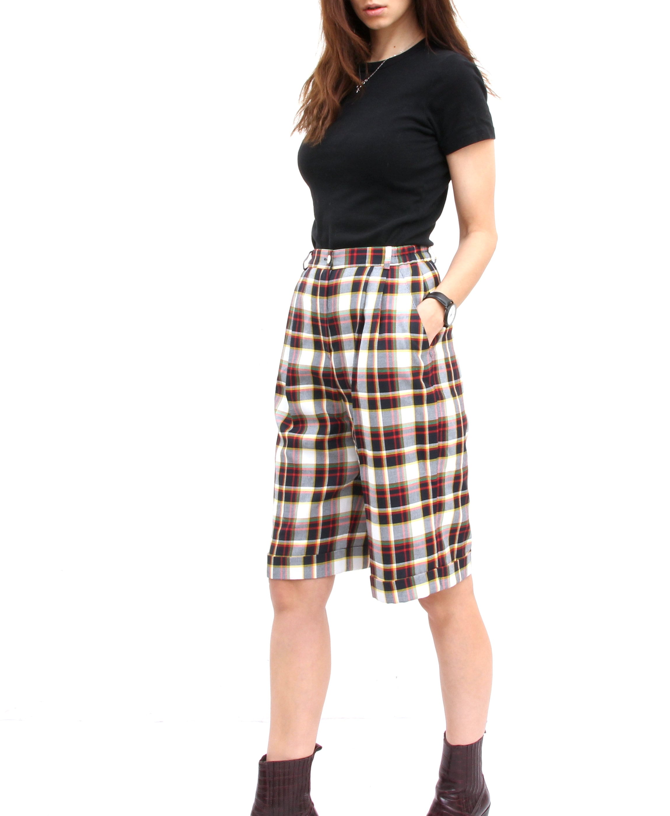 knee length shorts high waist