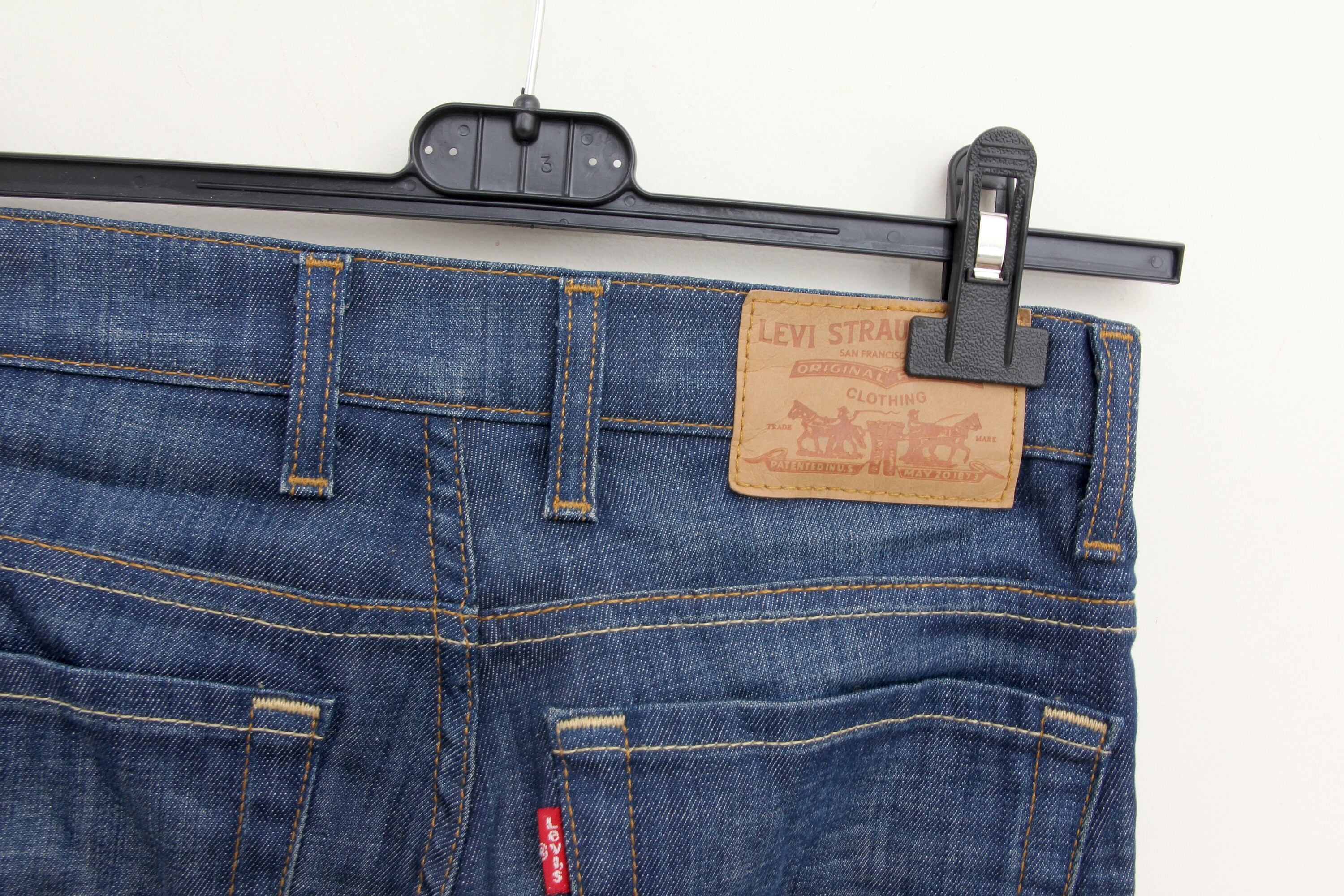 levi's flared