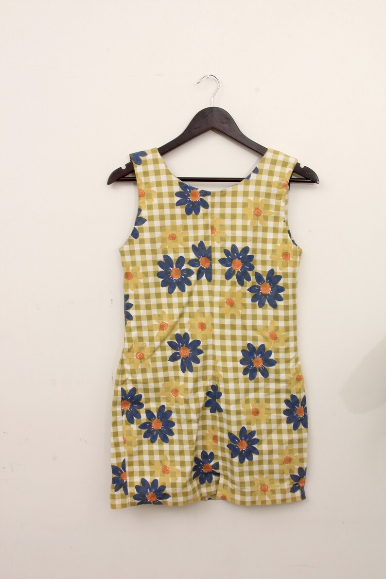 70s Yellow Blue Blossoms Summer Dress Sheath Above Knee Cute Floral Dress M 38