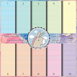 Peut inclure: Dix feuilles de vinyle à rayures horizontales dans diverses couleurs, dont le bleu, le vert, le jaune, l'orange, le rose et le violet. L'image comprend le texte "Heat Transfer Vinyl", "Adhesive Vinyl", "Faux Leather" et "Glitter HTV". Un logo avec un âne est également présent.